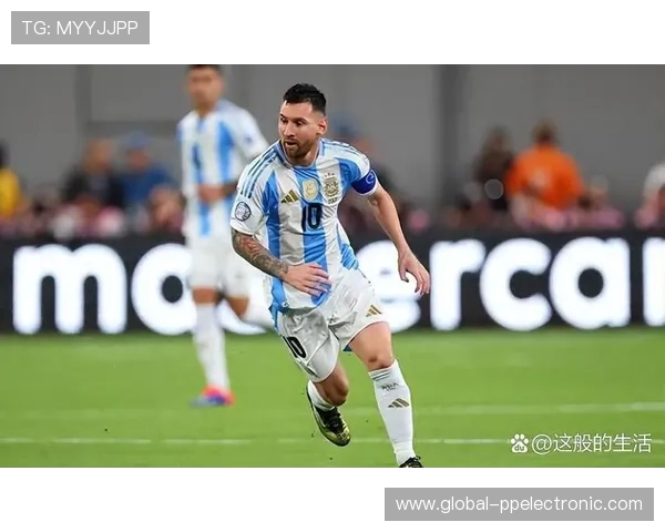 历届足球明星风云榜揭晓他们的辉煌与传奇故事